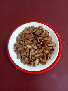 ગોટલી નો મુખવાસ (Gotli No mukhvas Recipe in Gujarati) રેસીપી મુખ્ય ફોટો