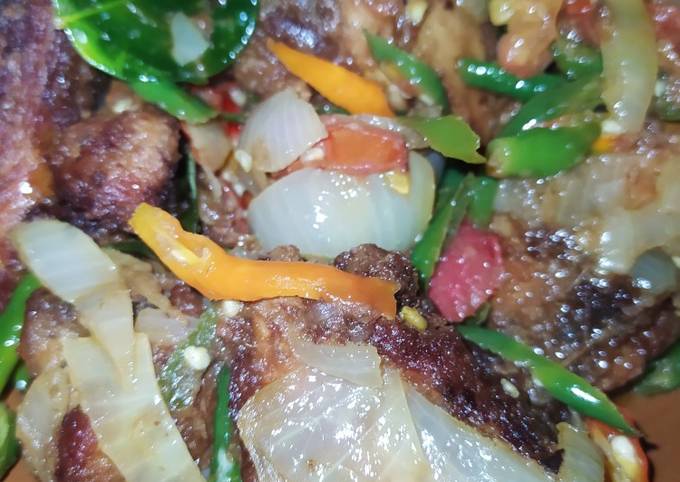 Langkah Mudah untuk Membuat Tumis ayam cabe ijo, Lezat