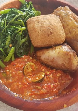 Foto resep Plecing Kangkung Pedas dan Segar