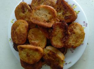 Una foto de Tostadas Francesas De Pan Marraqueta (Similares a las Torrijas Murcianas)