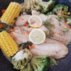 A picture of My Garlic lemon,fennel fish dish & Veg. 😀.