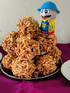🍪👨👩👧🍪பூஜா பொரி உருண்டை🍪👨👩👧🍪 (Pooja poriurundai recipe in tamil) செய்முறை முக்கிய புகைப்படம்