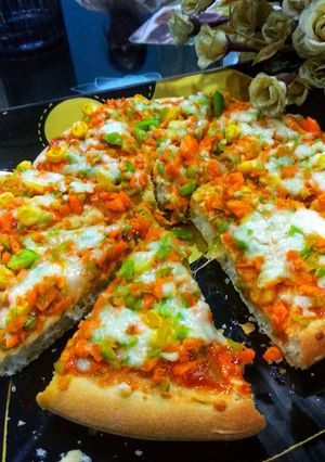 A picture of Pizza.