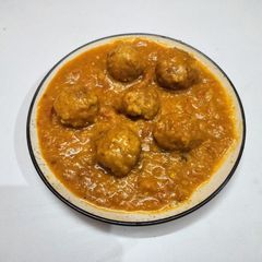 A picture of Egg kofta curry.