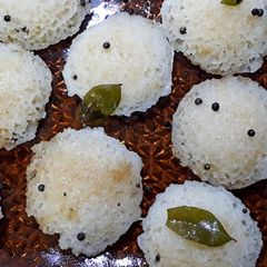 Cocktail Idlis A picture of Cocktail Idlis.