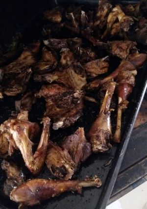 A picture of Roast kienyeji chicken.