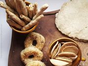 Una foto de pan de arroz cocido
