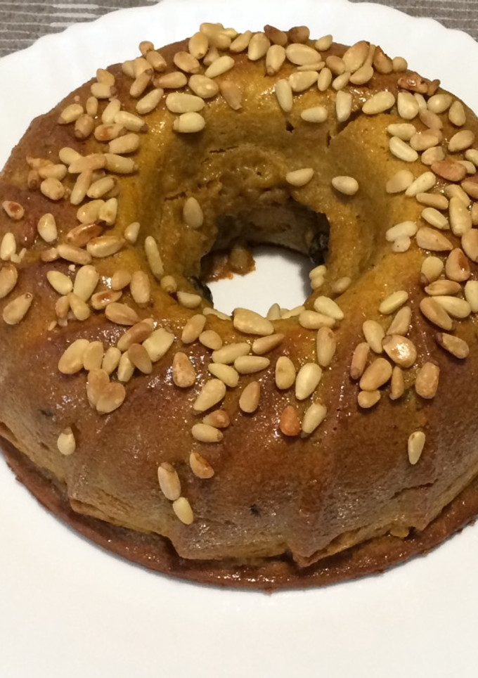 Una foto de Stollen de Pasas al ron y naranja con piñones 🇩🇪