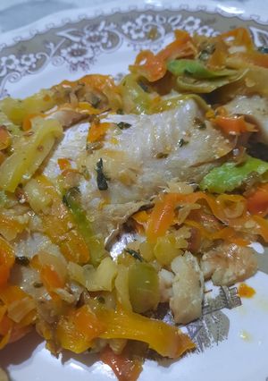 Una foto de Fin de semana XL - sabroso pescado con verduras