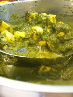 A picture of Saag Paneer.