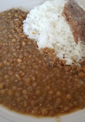 Una foto de Menestra ecuatoriana