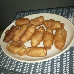 A picture of Fish roll.