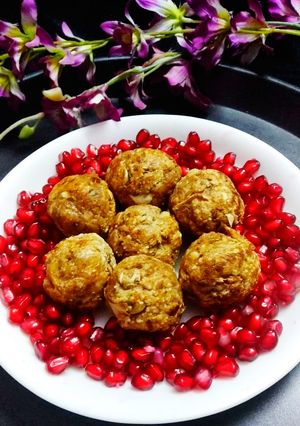 A picture of Kathal Sabudana Appe.