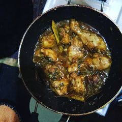 A picture of Methi Chicken.
