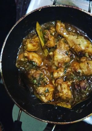 A picture of Methi Chicken.