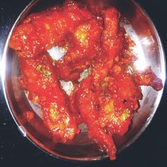 A picture of Fried Chilli Chicken.