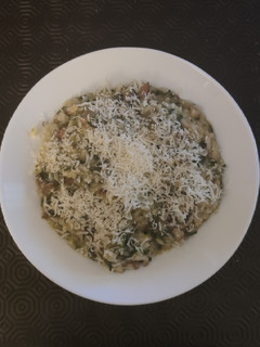 Una foto de Risotto acelgas, portobello y parmesano