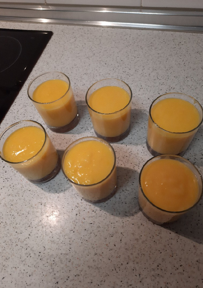 Una foto de Flan de vainilla y coco