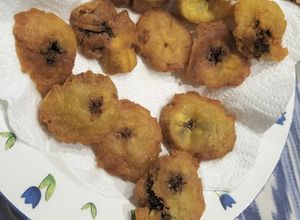 Foto principal de Tostones (plátano macho frito)