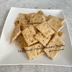 Sourdough Mini Crackers Butter A picture of Sourdough Mini Crackers Butter.