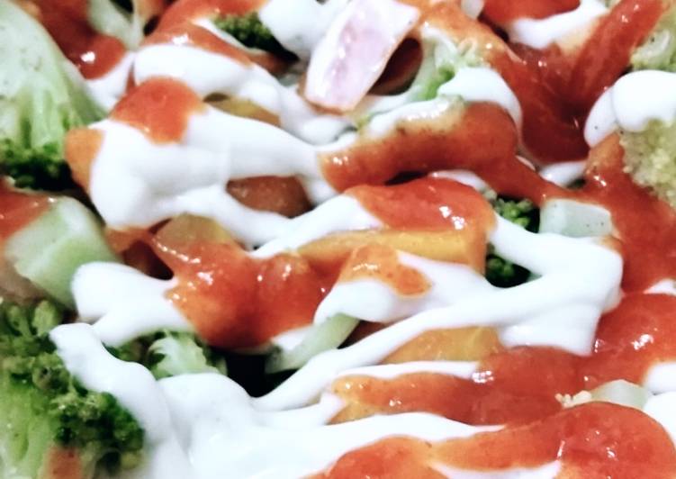 Resep Salad (carrots &amp; broccoli) with mayonnaise and saus - ricecooker | Cara Bikin Salad (carrots &amp; broccoli) with mayonnaise and saus - ricecooker Yang Lezat