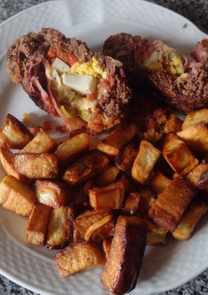 Una foto de Pan de carne con crocante de chorizo colorado de Bigote Cocina