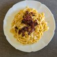 Espaguetis carbonara con guanciale