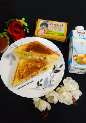 A picture of Mayonnaise Sandwich.