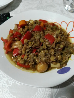 Una foto de Lentejas con verduras
