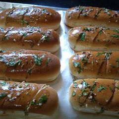 A picture of Garlic Rolls#15minsorlesscookingrecipecontest.
