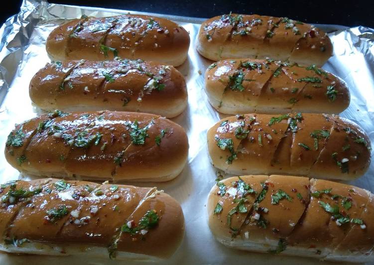 Easiest Way to Make Any-night-of-the-week Garlic Rolls#15minsorlesscookingrecipecontest