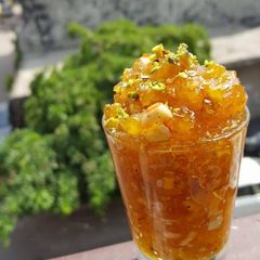 A picture of Mango chutney.