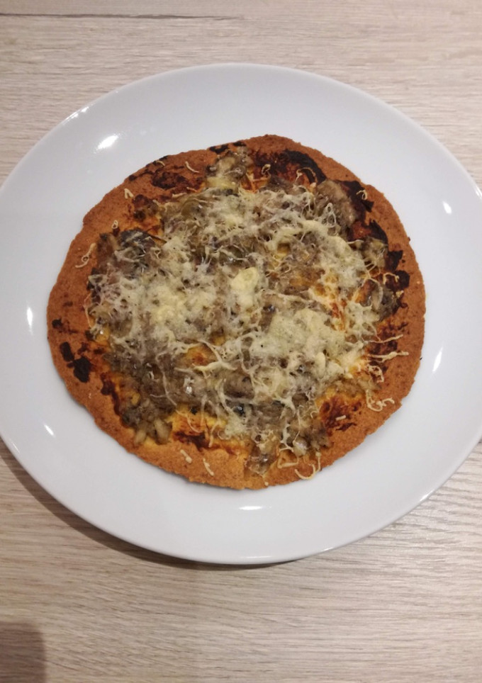 Una foto de Pizza ligera de atún a mi manera