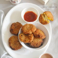 A picture of Cheese brust potato cutlets.