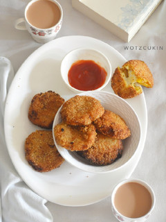 A picture of Cheese brust potato cutlets.