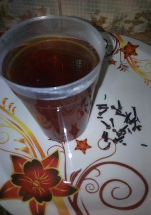 A picture of Clove tea.