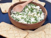 Una foto de queso feta