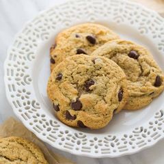 A picture of Almond Flour Chocolate Chip Cookies.