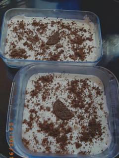 A picture of Oreo pudding 😋😋😋.