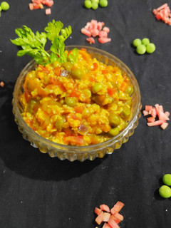 वेज मसाला ओट्स (veg masala oats recipe in Hindi) रेसिपी मुख्य फोटो
