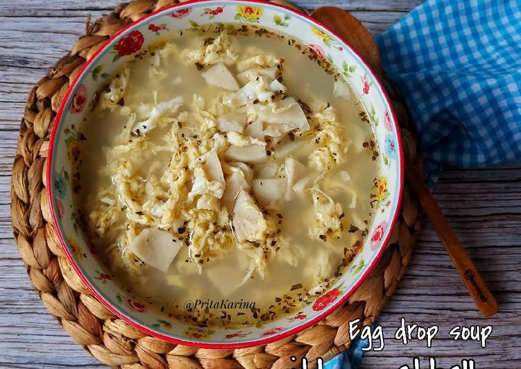 Egg drop soup with meatball