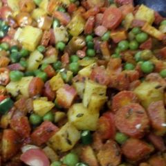 A picture of Aloo-Gajar-Matar.