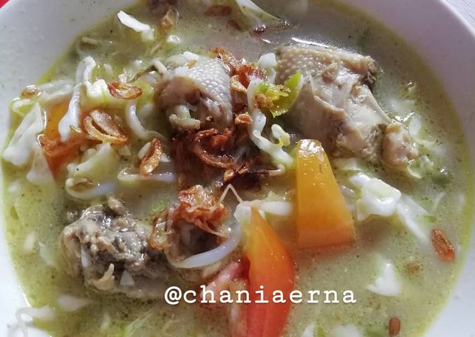 Soto ayam santan, simple gak ulek-ulekan