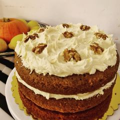 A picture of Carrot Cake with buttercream.