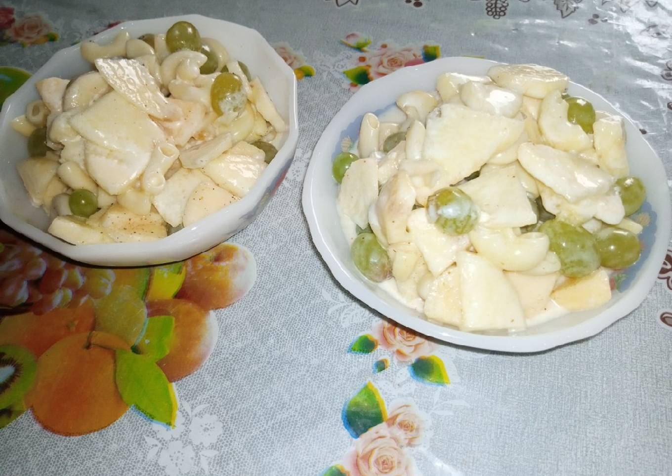 Macaroni Cream Fruit chat