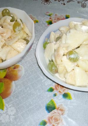 A picture of Macaroni Cream Fruit chat.