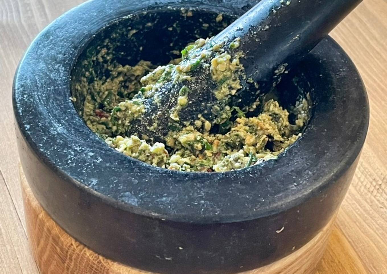 Toasted Seed & Herb Pesto 🌿