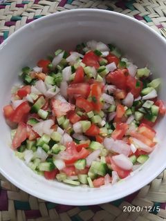 عکسی از دستور سالاد شیرازی