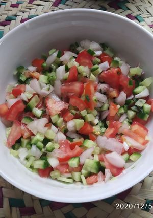 عکسی از دستور سالاد شیرازی