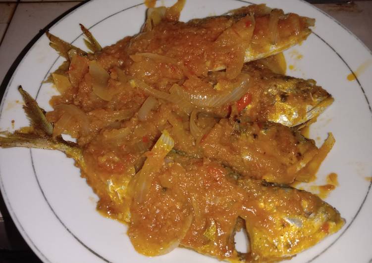 Ikan kembung sambal tomat